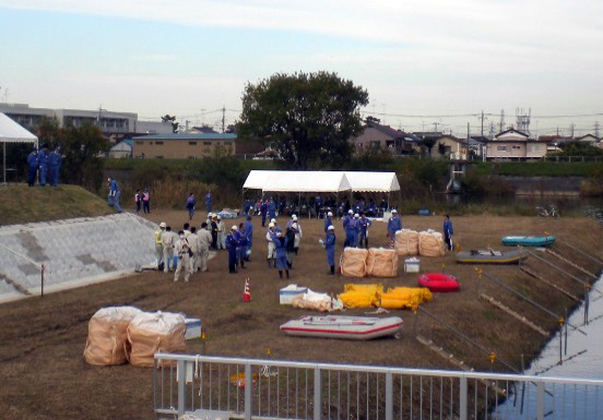 2013年　江戸川河川事務所　水質事故対策訓練1